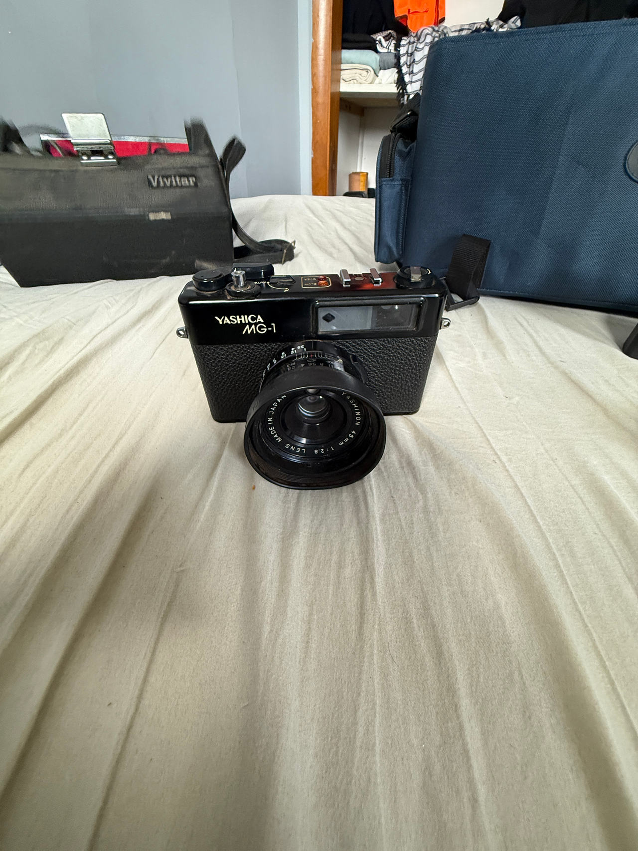 Yashica MG-1