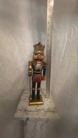 Wooden Nutcracker King - Image 2