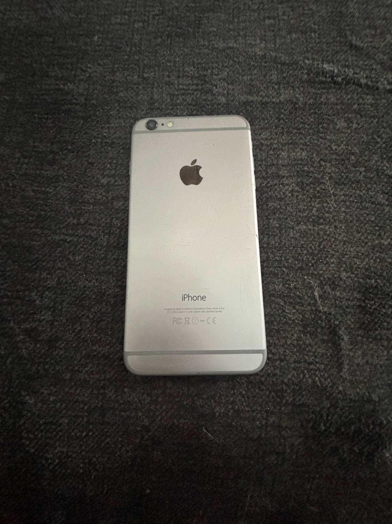 iPhone 6 used - may work but selling for parts only