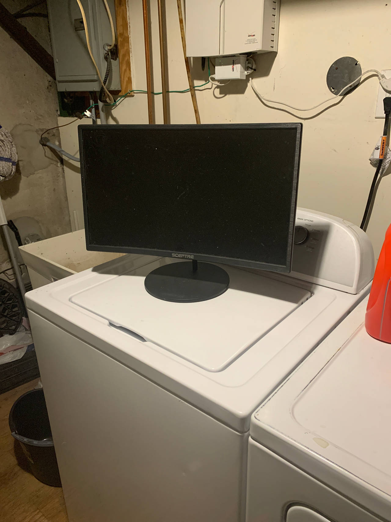 Sceptre Monitor