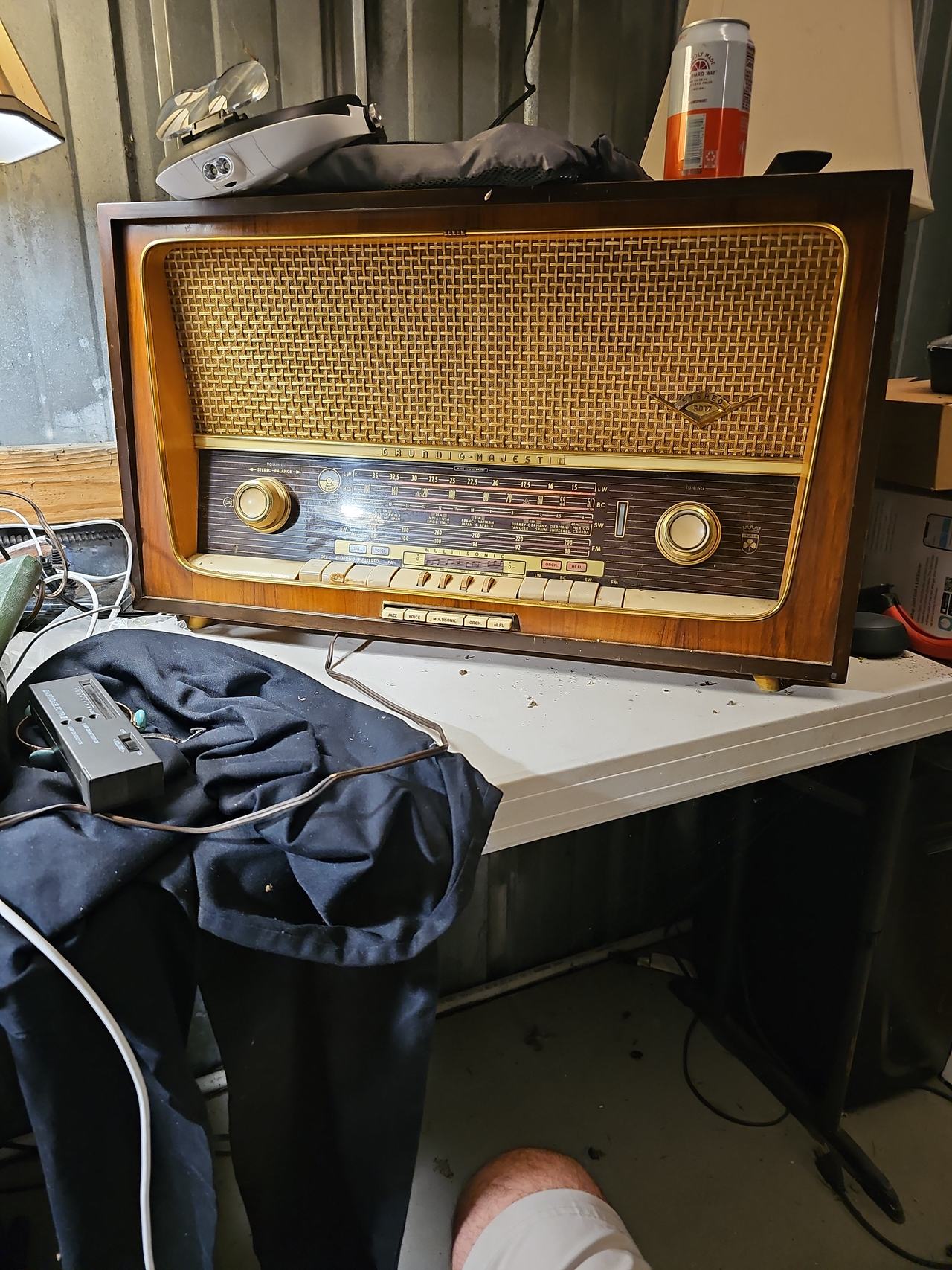 Grundig-Majestic 2077 Multi-Sonic Tube Radio