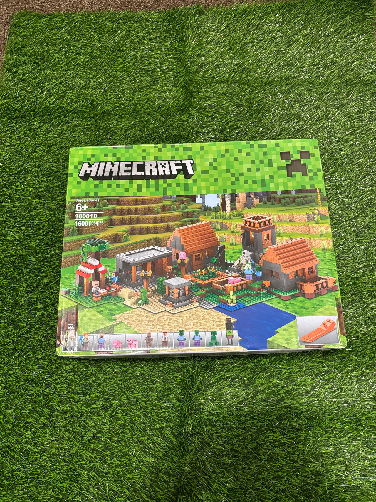 LEGO Minecraft The Village