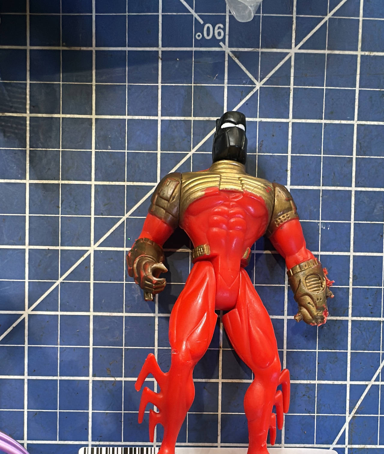 DC Comics BATMAN KNIGHT LEGEND action figure red black. 117