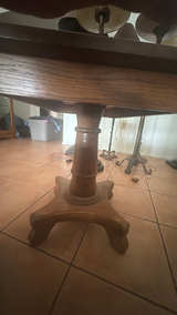 Pedestal Dining Table Oak - Image 3