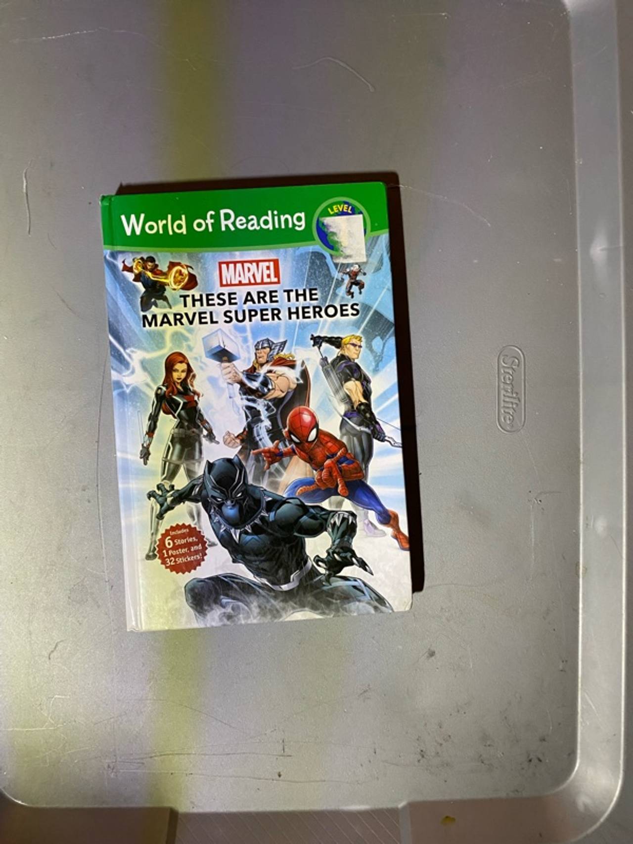 Marvel World of Reading: These Are the Marvel Super Heroes (Level 1)