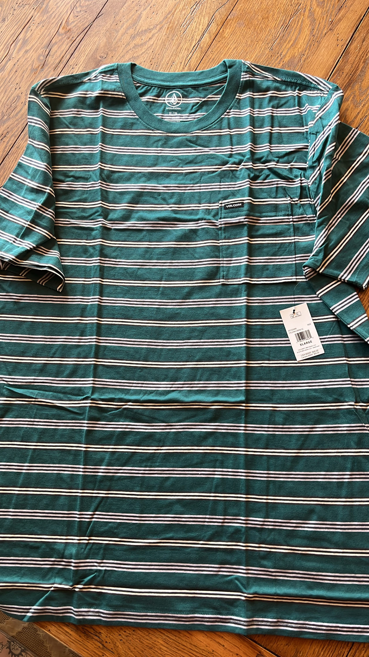 Volcom Striped Pocket T-Shirt new with tags xxl