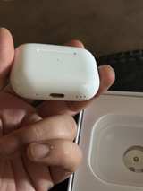 Apple AirPods Pro (2nd Generation) - Image 4