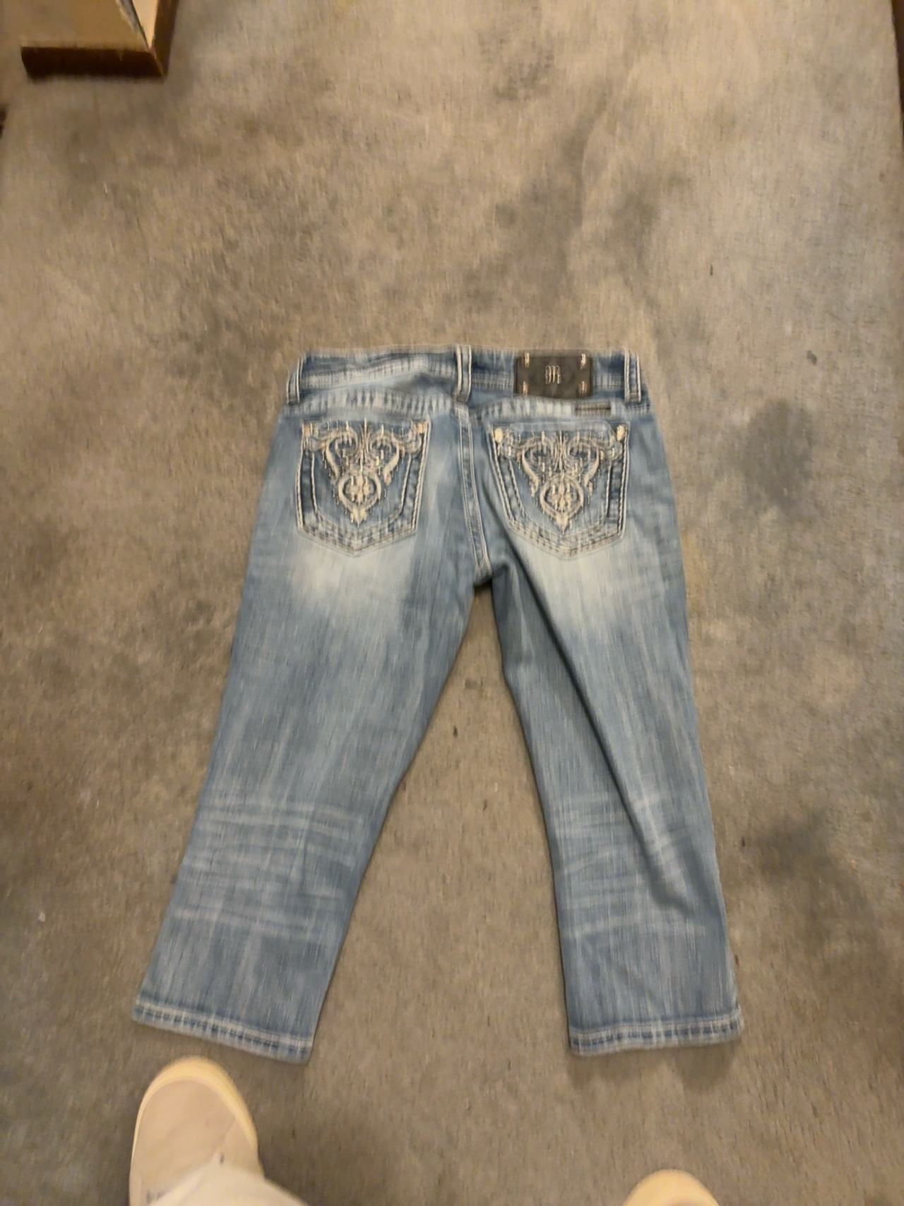 Miss Me Women's Blue Capri Jeans