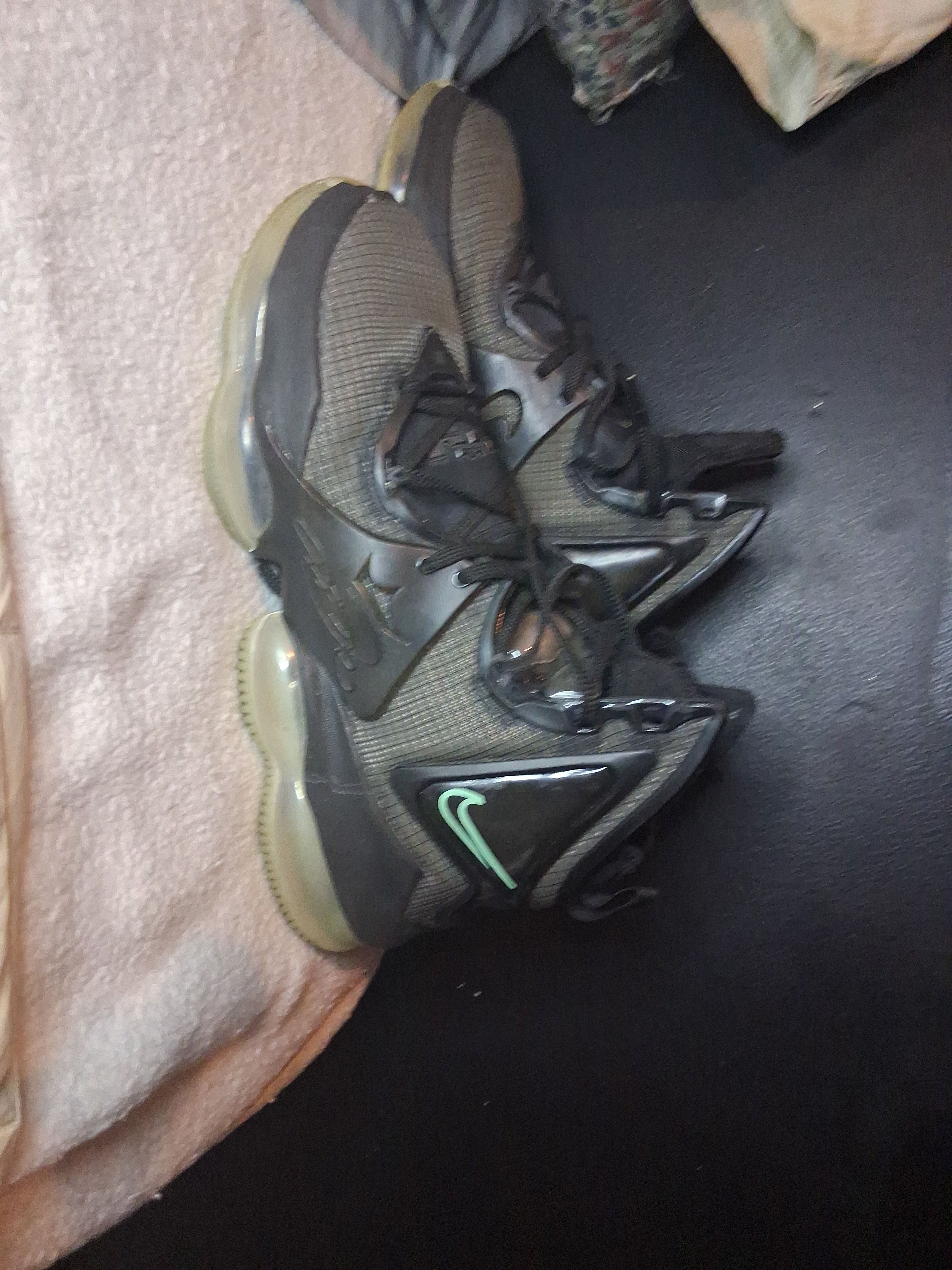 Nike LeBron 19 Dutch Blue Lime Glow size 10 - Image 2