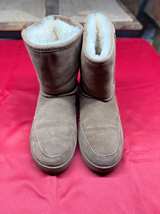 Bearpaw Elle Short Boots - Size 11 - Image 8