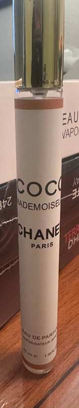 Chanel Coco Mademoiselle Eau de Parfum 35ml Travel Spray - Image 1