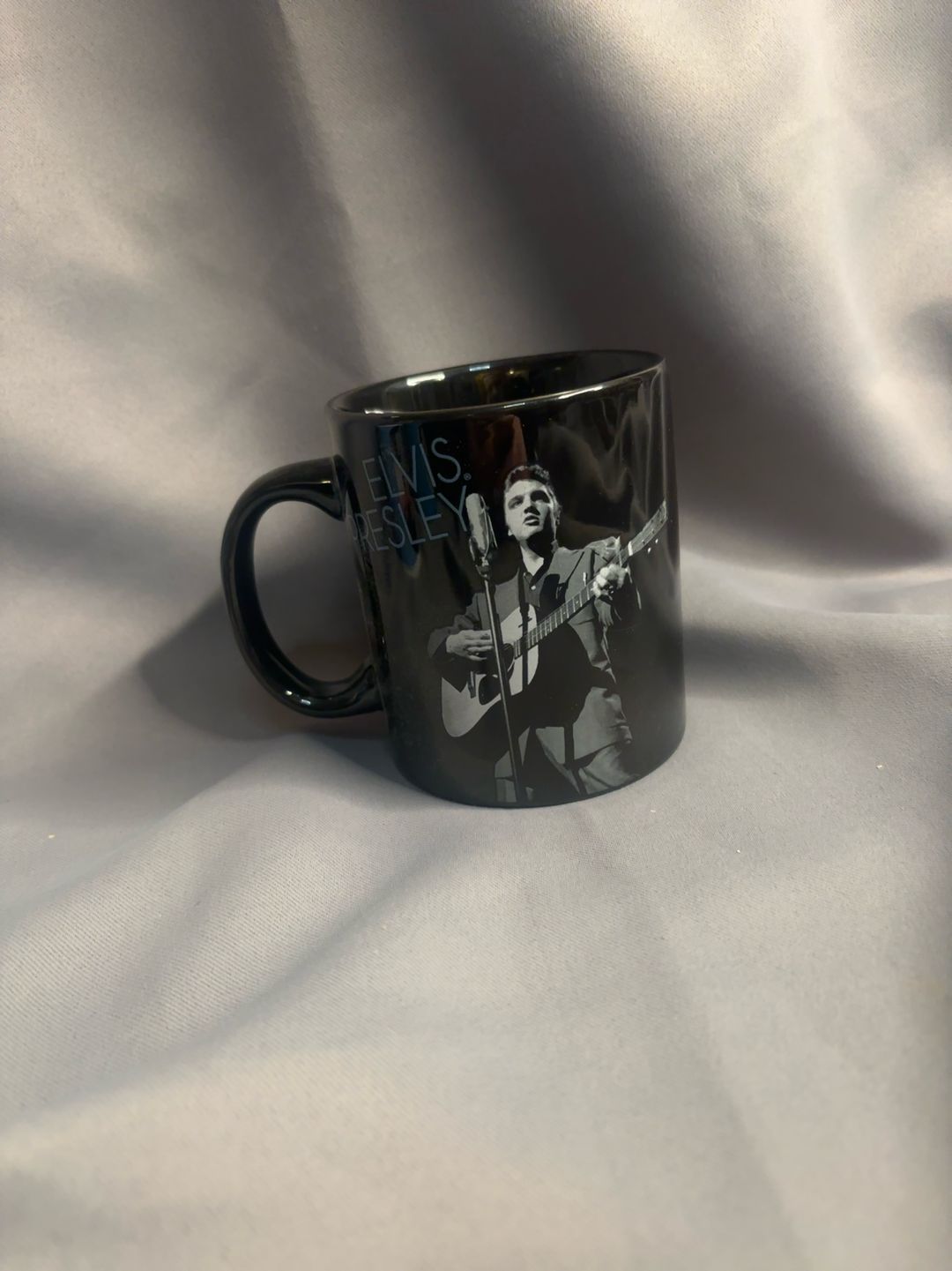 Elvis Presley King of Rock and Roll Hollywood Star 12oz Mug