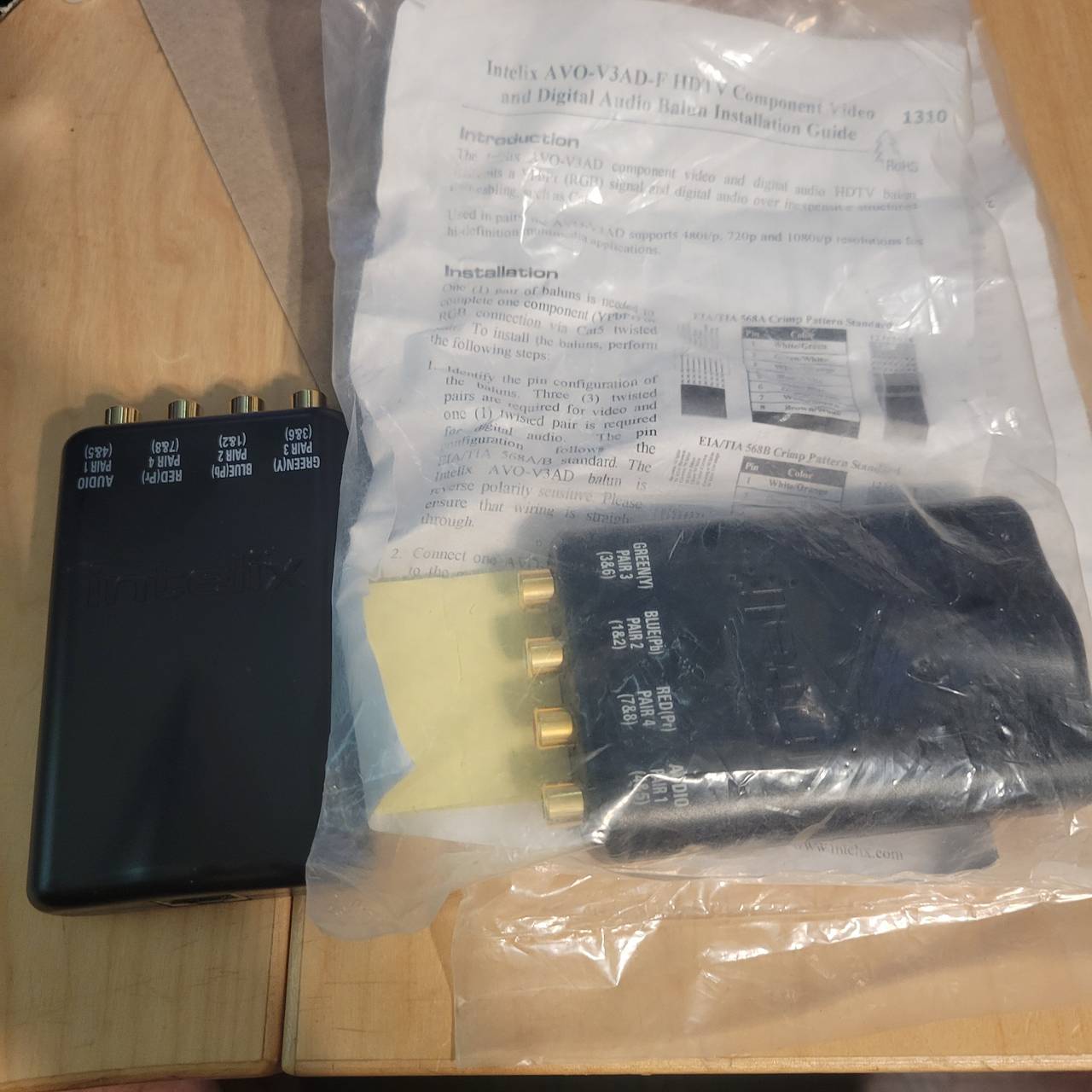 Intelix AVO-V3AD-F Component Video and Digital Audio Balun