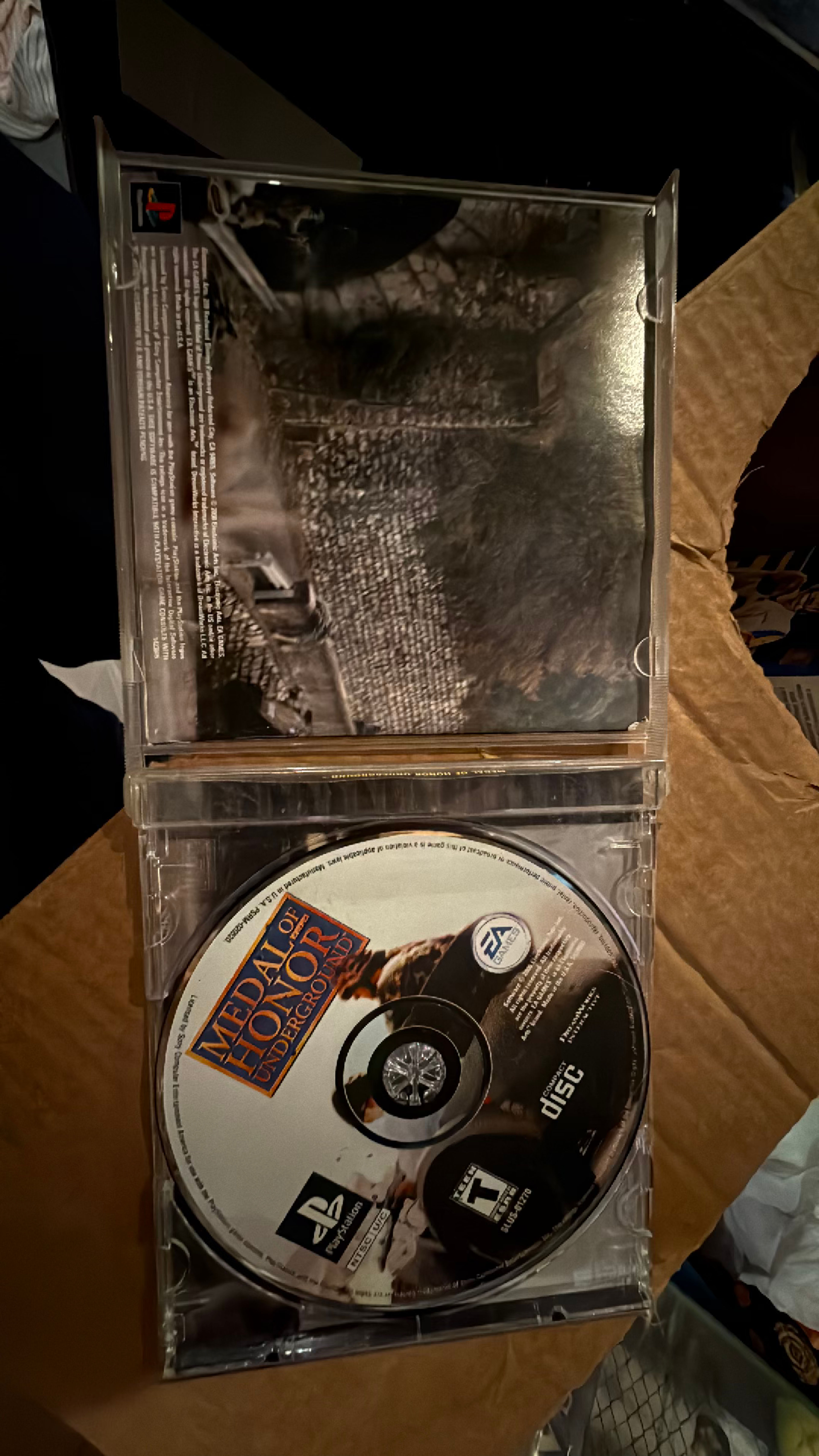 Medal of Honor Underground - PlayStation 1 - Image 3