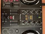 Pioneer DJ DDJ-200 Smart DJ Controller - Image 8