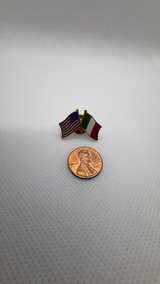 US and Italy Crossed Flag Lapel Pin - Image 2