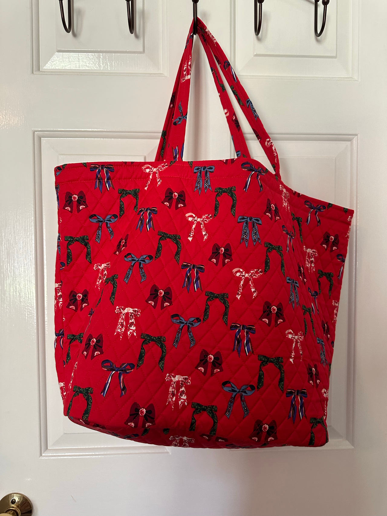 Vera Bradley Red Holiday Bows Quilted Tote Bag