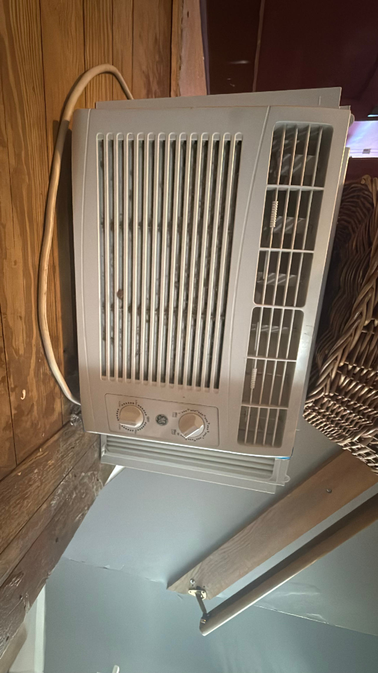 Window Air Conditioner