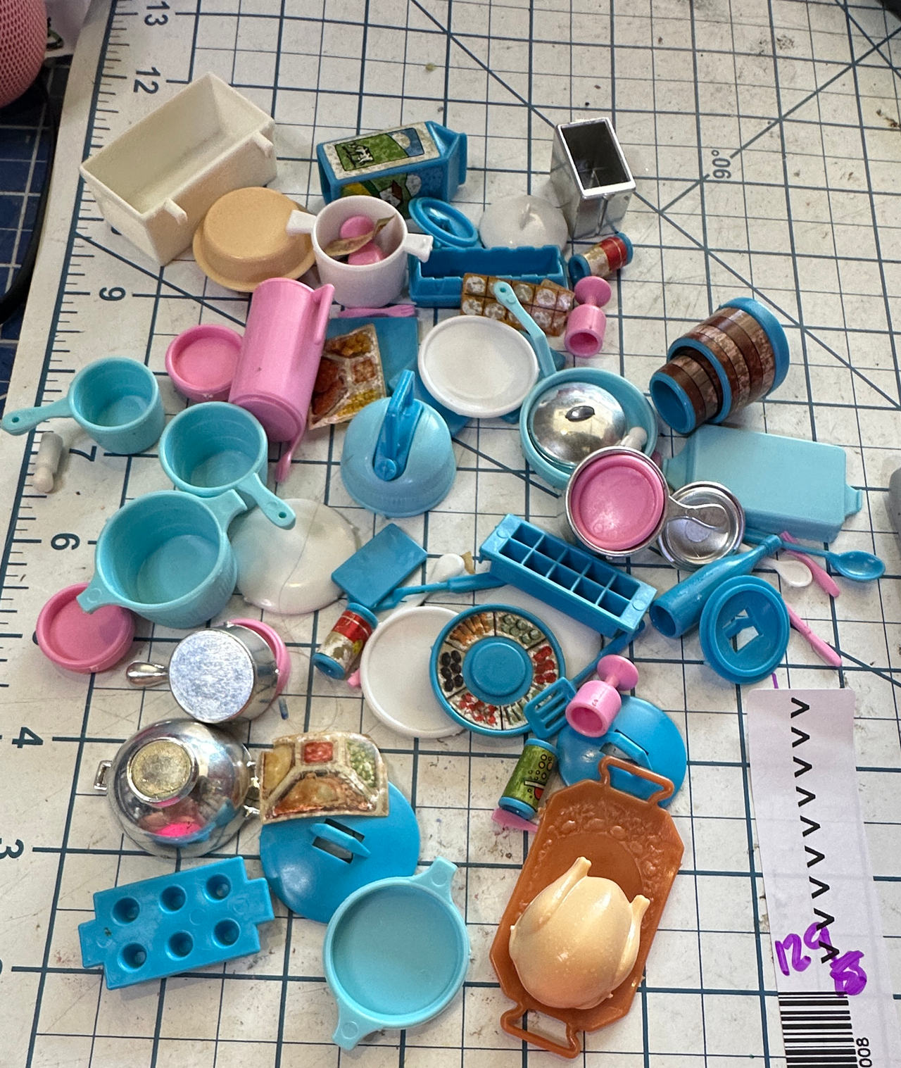 Barbie Dreamhouse Kitchen dishes and accesories vtg bundle