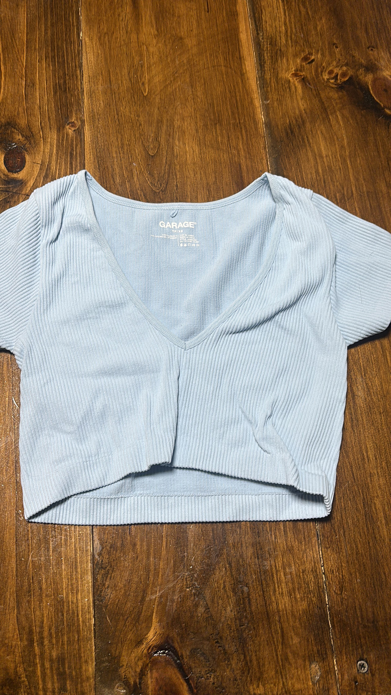 Garage Seamless V-Neck Crop Top