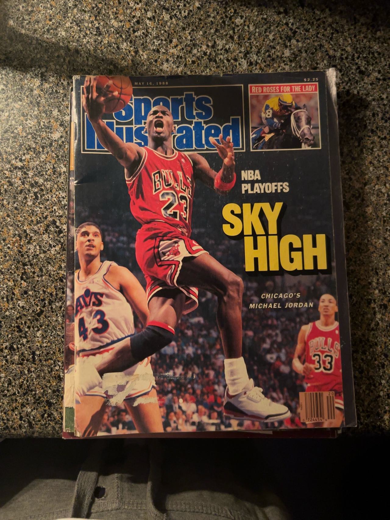 Sports Illustrated May 16, 1988 Michael Jordan 'Sky High' Magazine