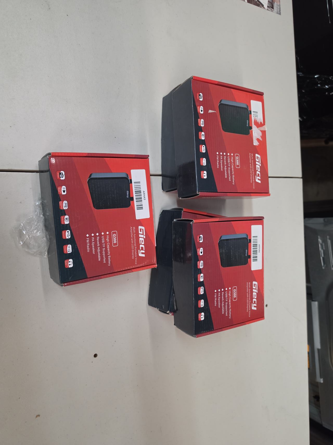 lot of 5 x Giecy G300 Multi-functional Portable Voice Amplifier