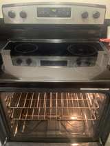 Frigidaire Electric Range - Image 2