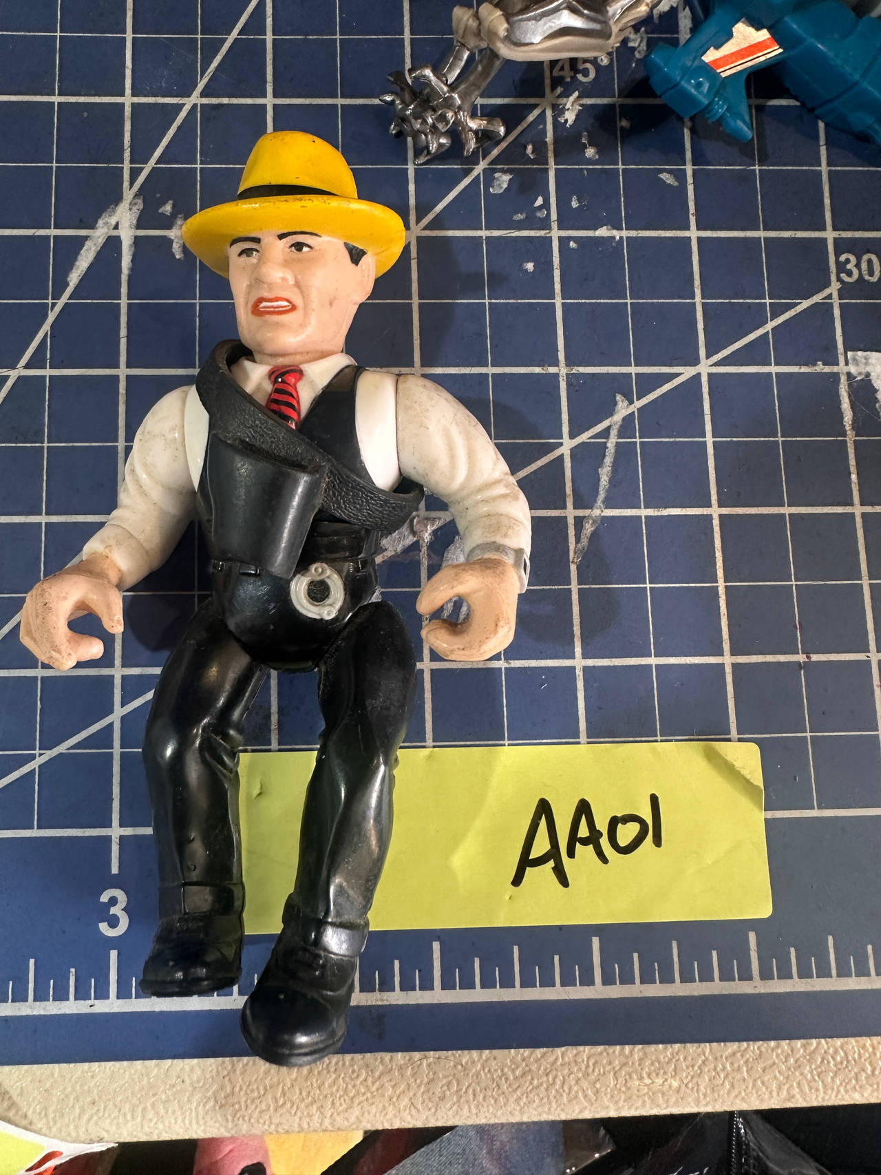 Playmates Dick Tracy Action Figure vtg 1990s action figure AA01