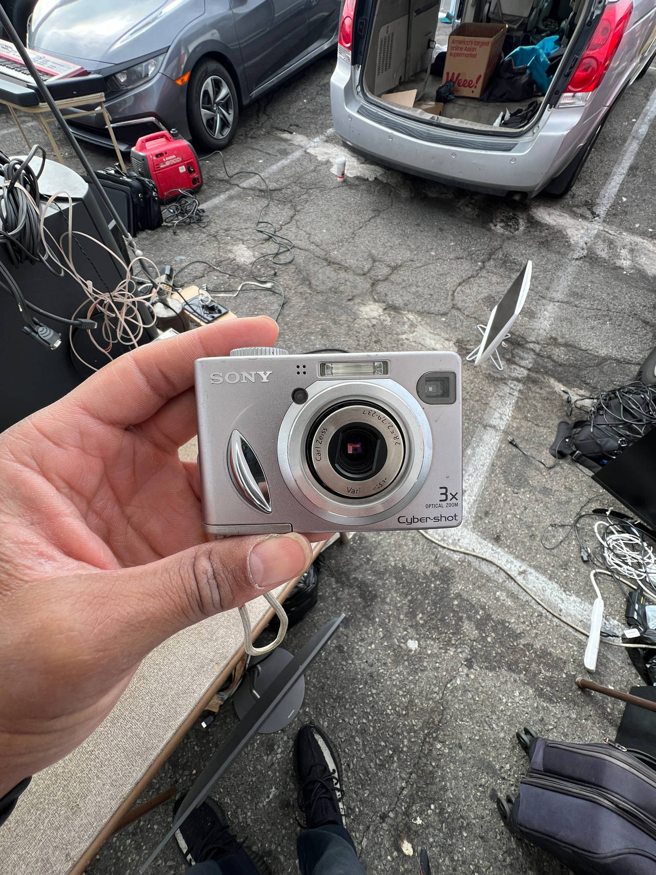 Sony Cyber-shot Digital Camera