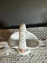 Vintage Floral Porcelain Basket: Gold Accents, 1950s China - Image 3