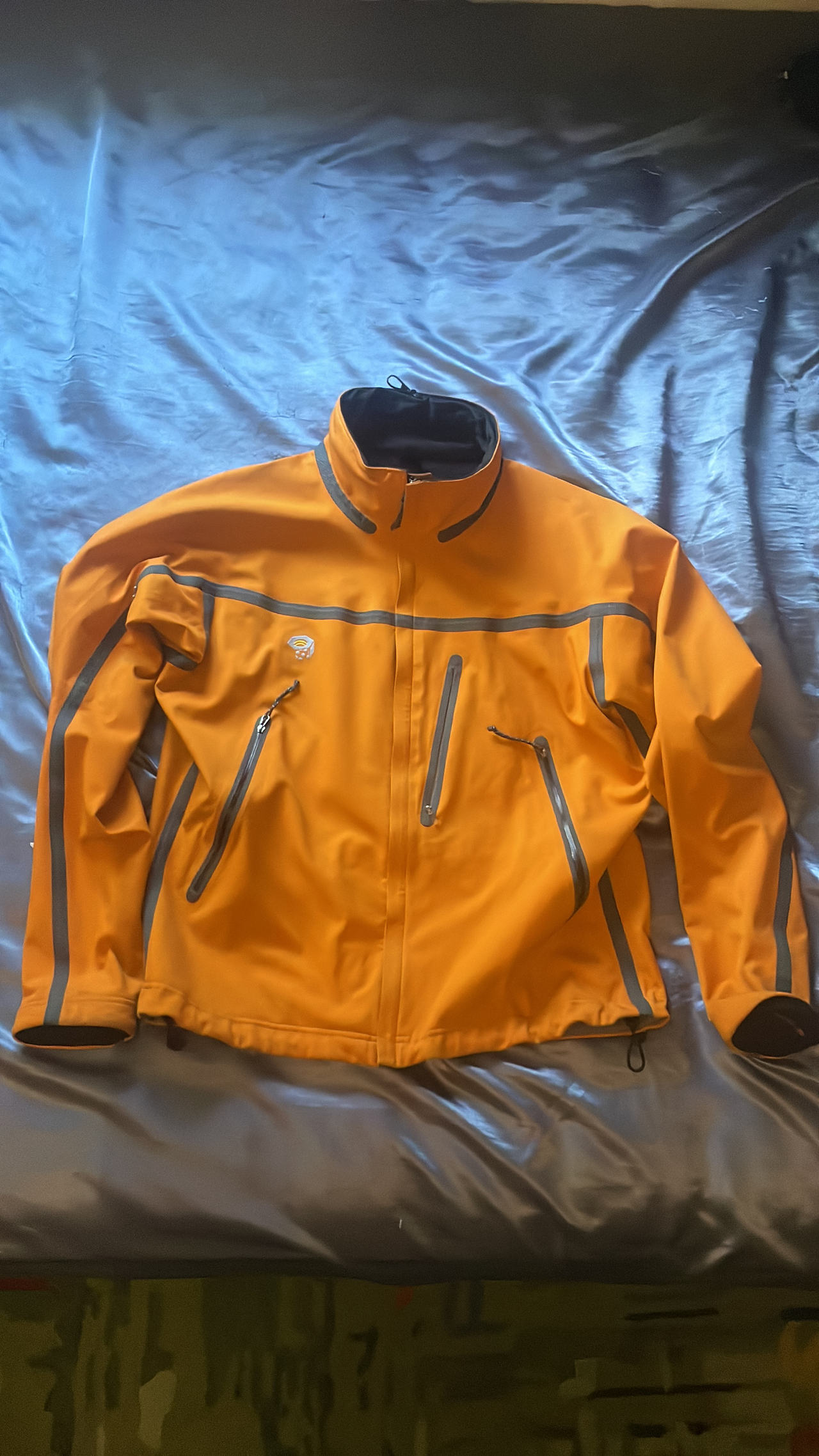 Mountain hardware Softshell Jacket