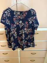 Sonoma Goods for Life The Everyday Tee Floral V-Neck - Image 3