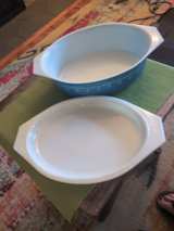 PYREX Snowflake Garland Oval Casserole Dish with Lid   045 size (2.5 Quarts) #29 - Image 5