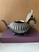 Antique Silver Plated Melon Ribbed Teapot by Roberts & Co in Sheffield England - Image 3