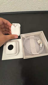 Apple AirPods Gen2 - Image 4