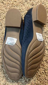 Clarks Collection Perforated Suede Loafers new navy size 7 - Image 2