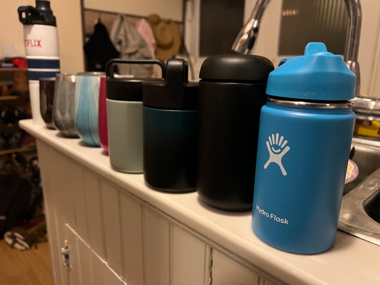 Lot 8 Insulated Water Bottles, Thermos, Wine Tumblers - Hydro Flask