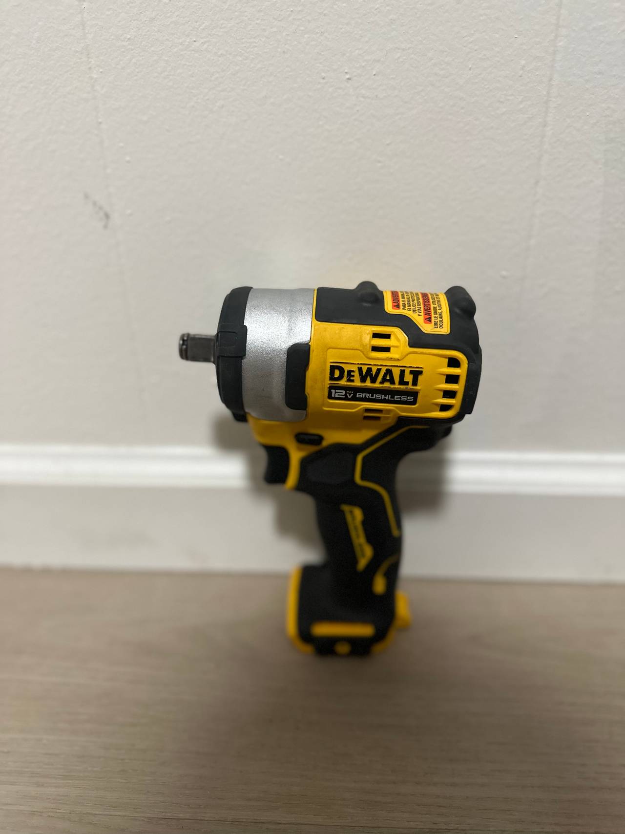 DeWalt DCF903 12V MAX Brushless 1/2 in. Impact Wrench