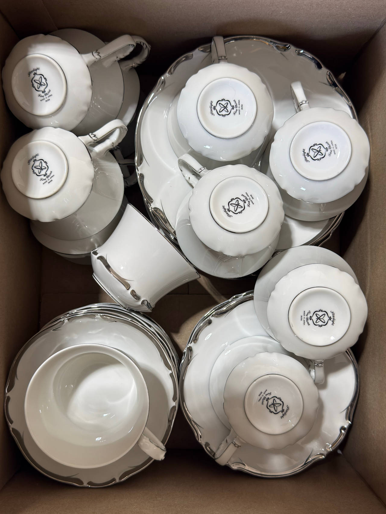 VINTAGE 36 Piece Harmony House Starlight #3656 fine china set Made in Japan