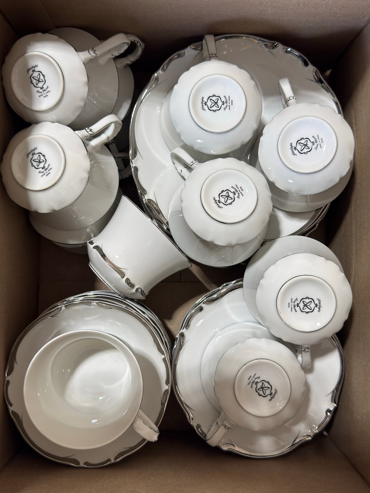VINTAGE 36 Piece Harmony House Starlight #3656 fine china set Made in Japan