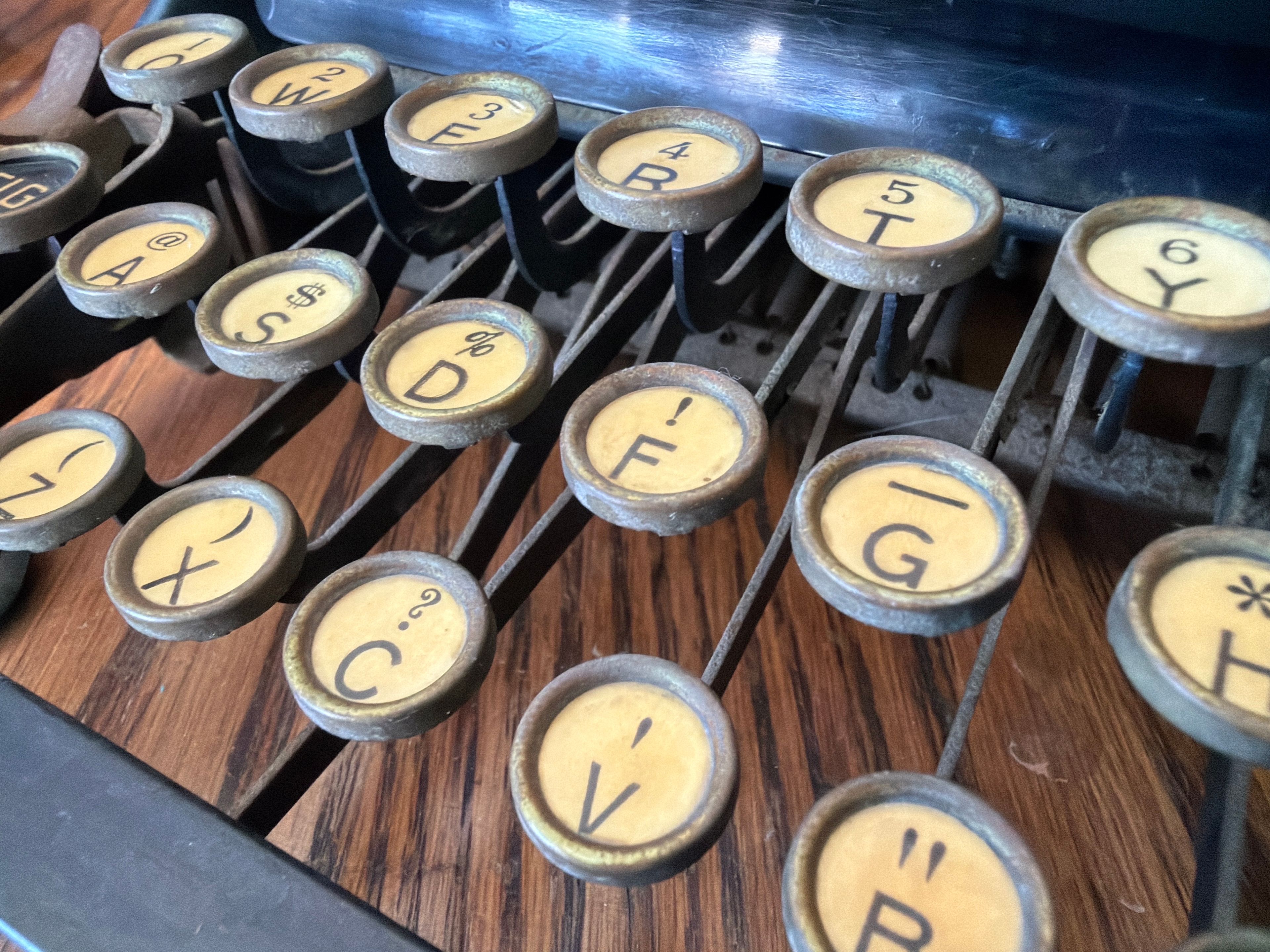 Corona No. 3 Antique Folding Portable Typewriter - c 1917 - At Junkee Reno - Image 9