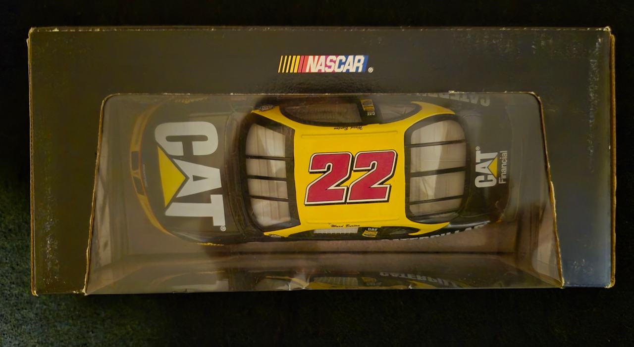 Hot Wheels Race Day Deluxe Ward Burton #22 Caterpillar Dodge Intrepid