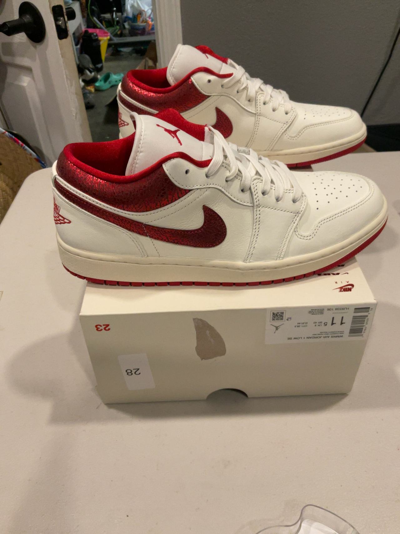 Nike Air Jordan 1 Low SE Sail/Varsity Red/Team Red
