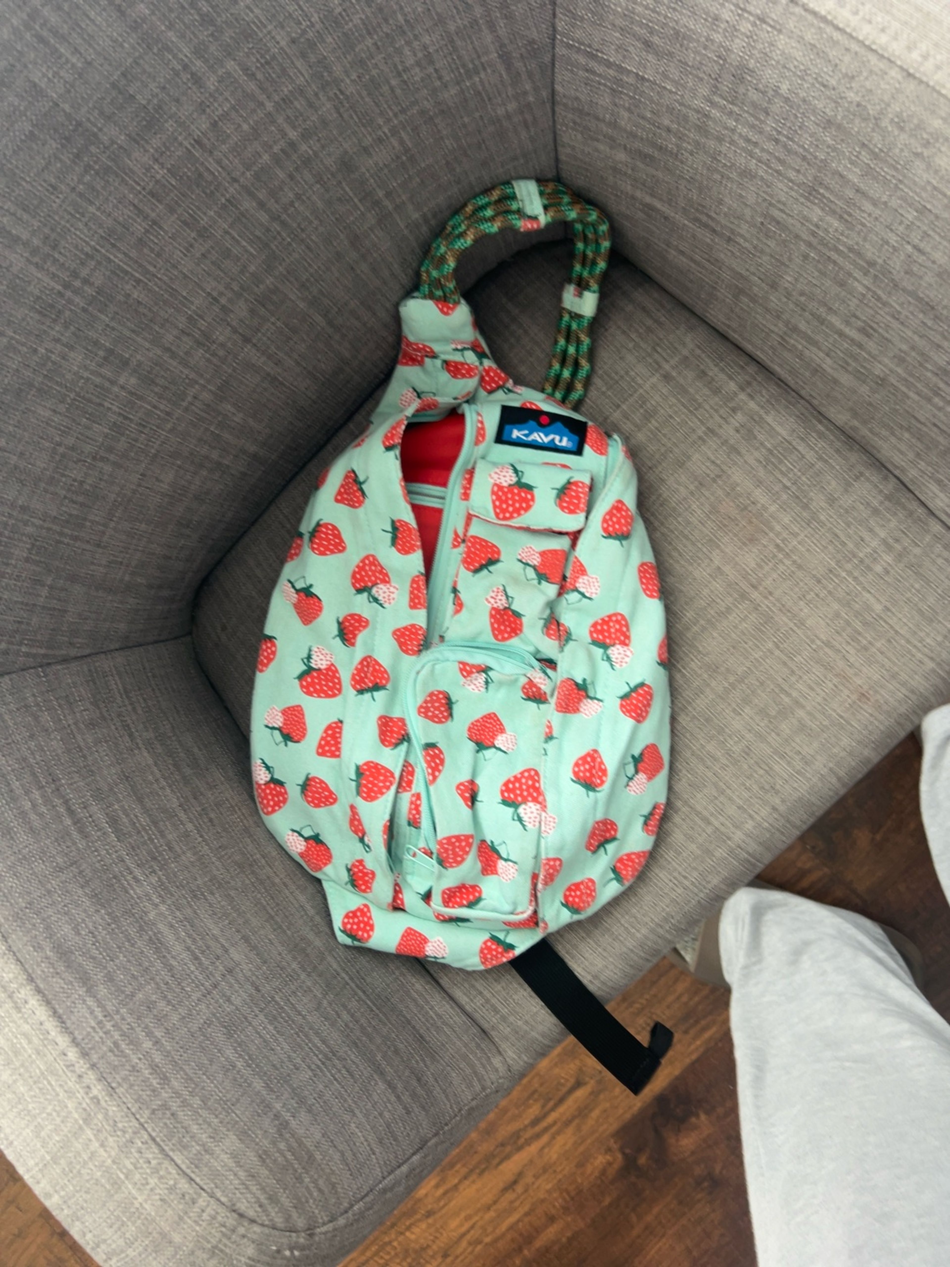 KAVU Mini Rope Bag Strawberry Patch