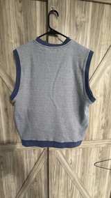 Dockers V-Neck Sweater Vest size Medium - Image 4
