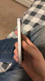 Apple iPhone SE (1st generation) - Image 4