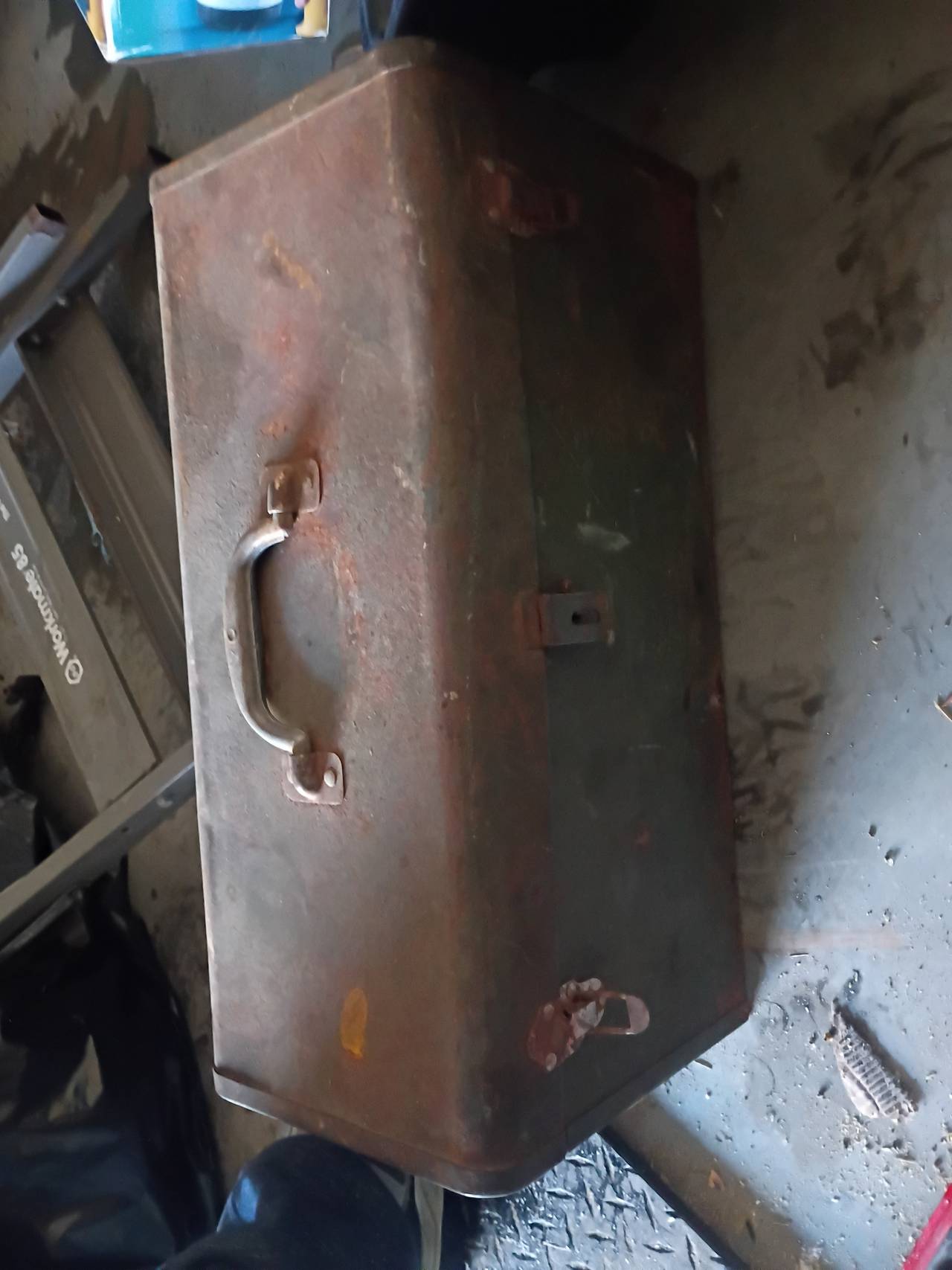 Vintage Kennedy Metal Hip Roof Toolbox