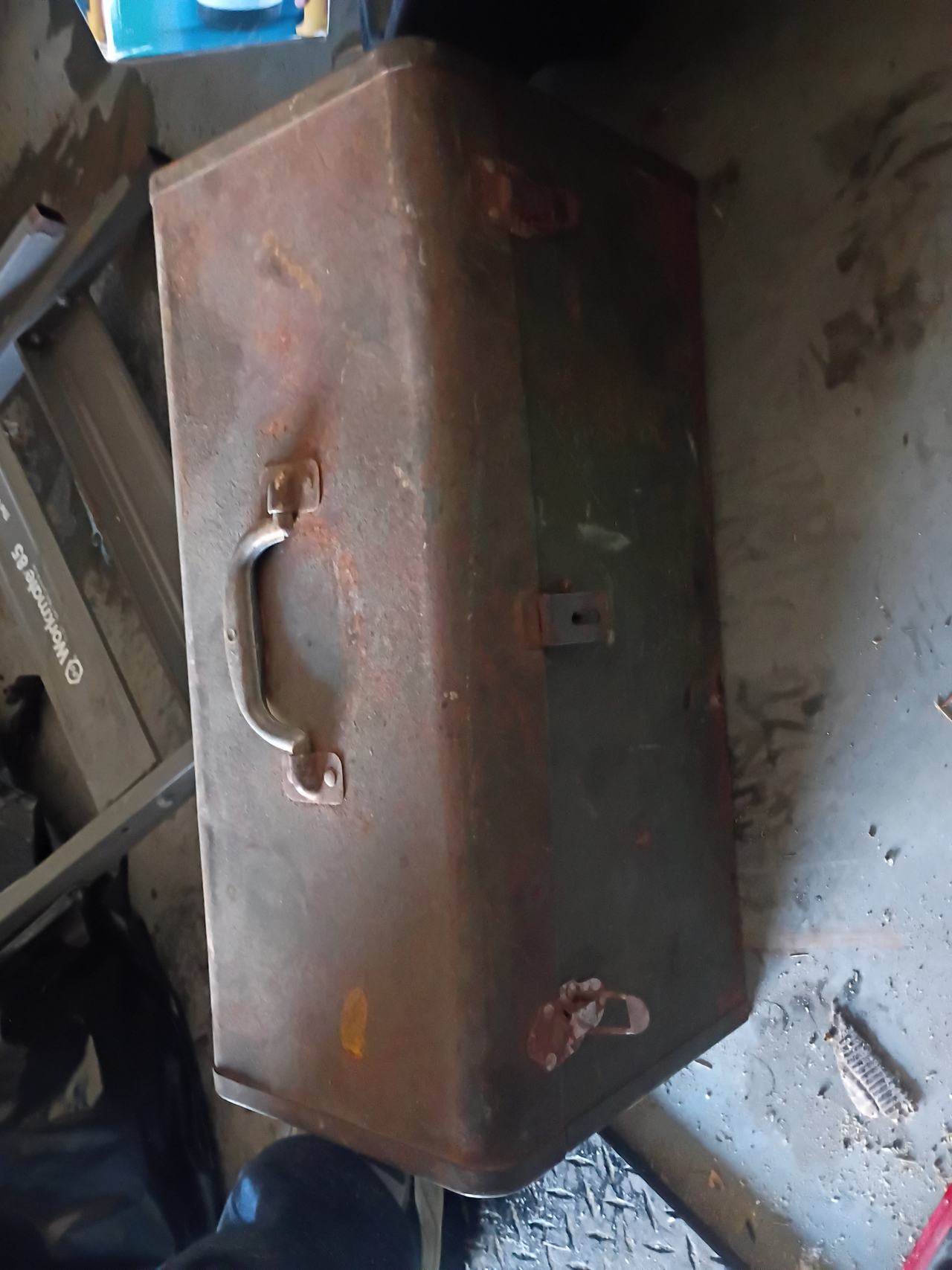 Vintage Kennedy Metal Hip Roof Toolbox