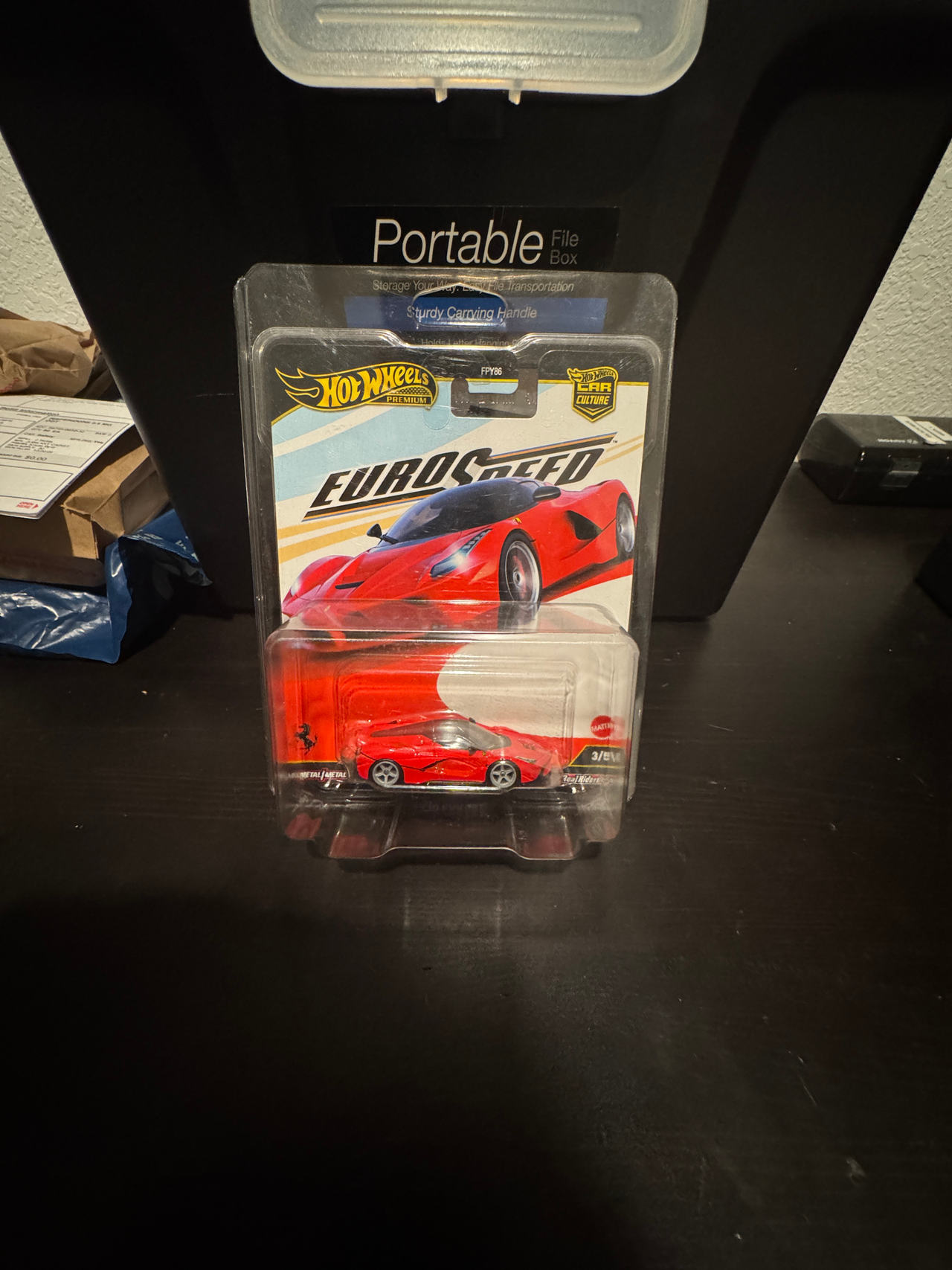 Hot Wheels Euro Speed Ferrari LaFerrari