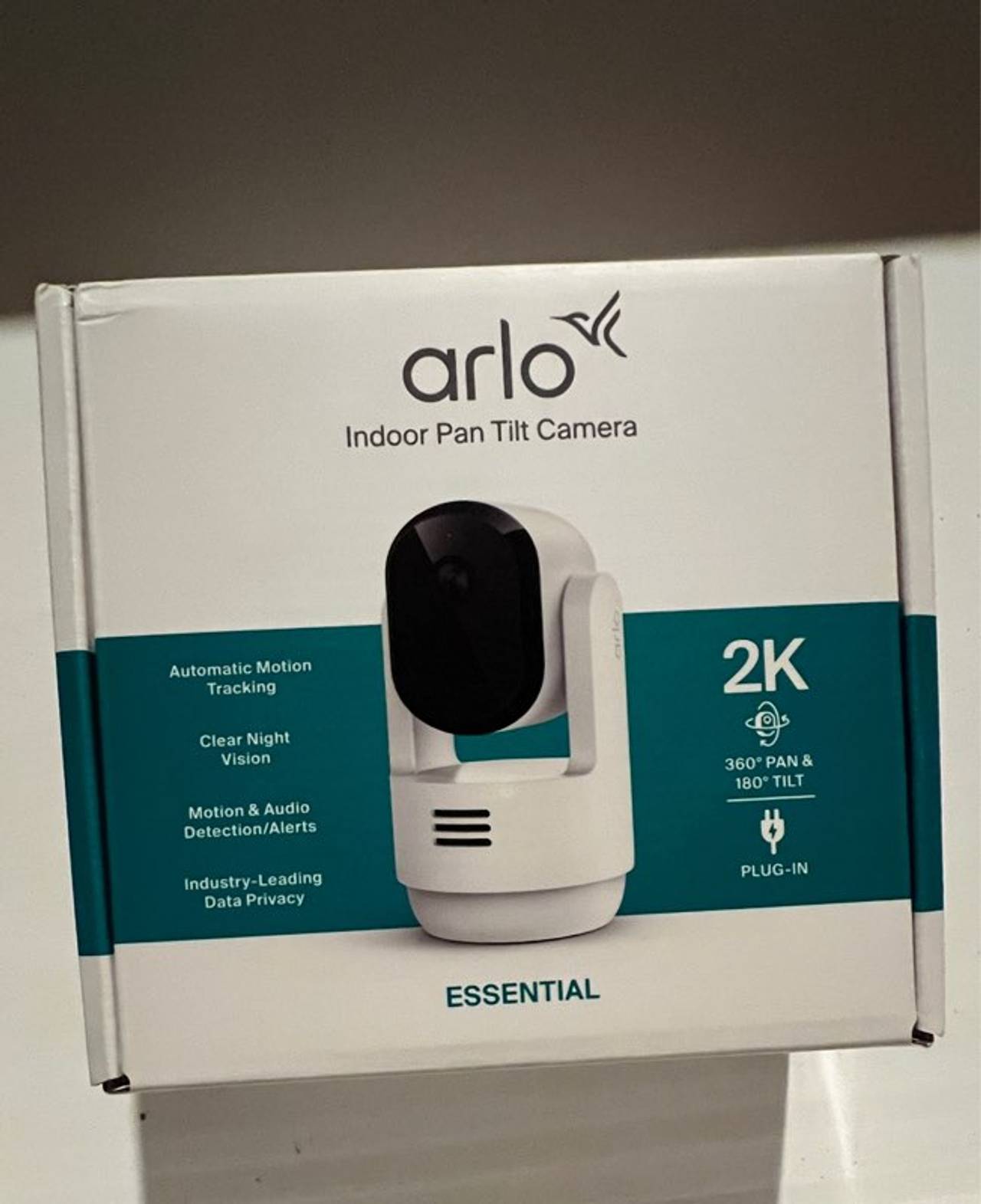 Arlo Essential Indoor Pan Tilt Camera 2K